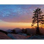 Zalaz sunca i planine