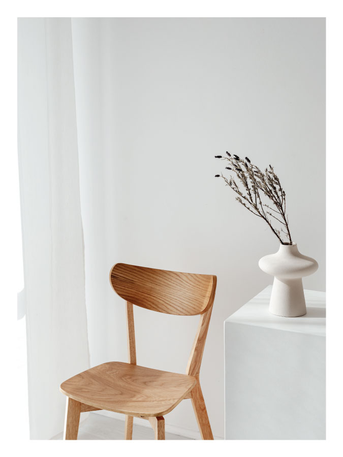 ls013_v Stolica i vaza - Slika 1